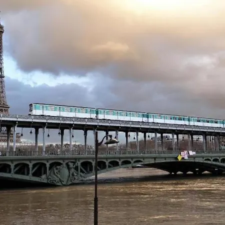 Chatillon Citea Express Chatillon Metro Pour Nuitee Avec Acces Direct Centre Et Espace Limite En Journee Sans Nuitee Acces Limite 8h00-19h00 Depot Bagage Homestay Paris